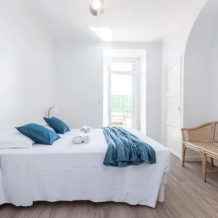 Apartment House-promenade Des Nizza